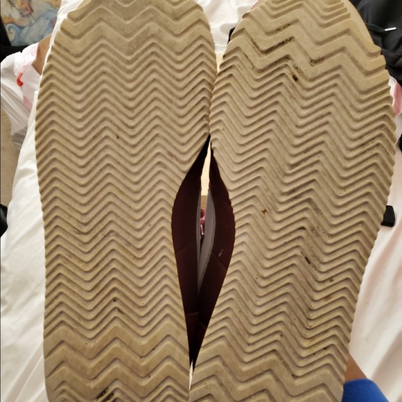 Size 11 Nike Oceania - Picture 4 of 5